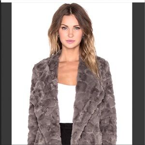 Cozy BB Dakota faux fur lined jacket. Perfect condition!